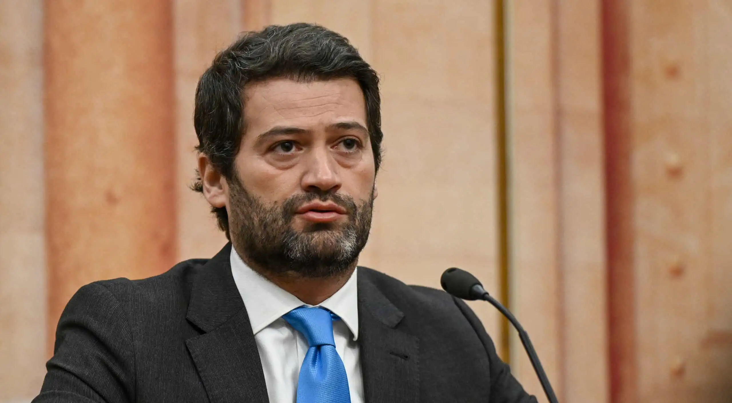 Chega chama Medina para esclarecer se houve mais negócios como o dos CTT