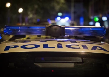 Homem detido por esfaquear colega de casa até à morte no Porto