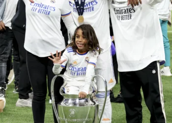 ‘Filho de peixe, sabe nadar’. Enzo Alves renova pelo Real Madrid