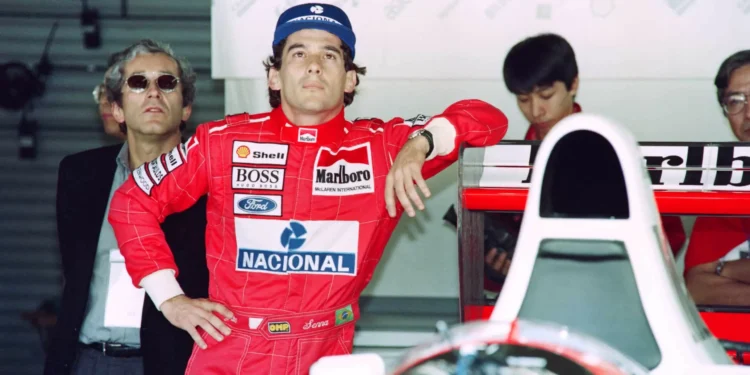 Ayrton Senna deixou-nos há 30 anos. E estes momentos ninguém os esquece