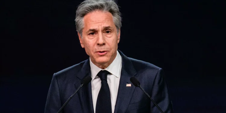 Blinken volta ao Médio Oriente para promover proposta de cessar-fogo