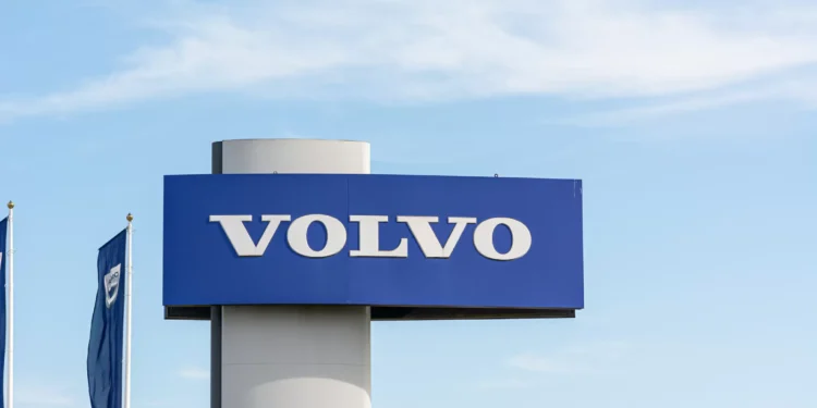 Volvo fará recall de SUV elétrico recém-lançado