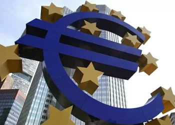 BCE inicia ciclo de cortes e reduz juros em 0,25% na zona do euro