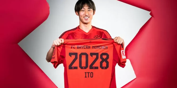 Oficial: Bayern Munique ‘rouba’ central japonês ao Estugarda