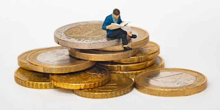 “Desmistificando Finanças: Como Lidar com Dinheiro de Forma Segura”