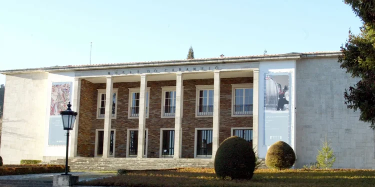 Coleção de Villas-Boas mostra "paixão sobre rodas" no Museu do Caramulo