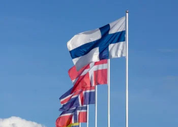 “Política: Desafios e Potencial de Transformação Social”