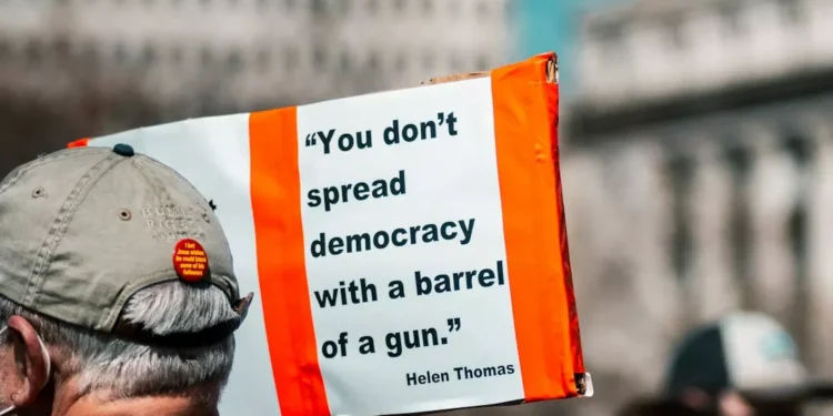 “Política: Além dos Escândalos – Descobrindo o Lado Positivo”