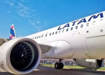 O recorde da Latam em pousos e decolagens internacionais em São Paulo