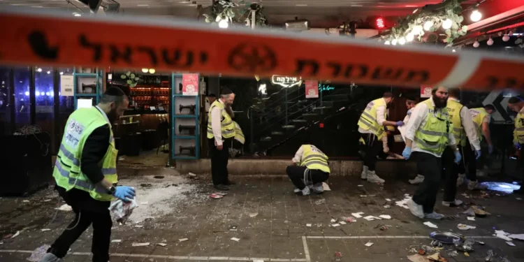 Hezbollah lança míssil contra a sede do Mossad em Tel-Aviv