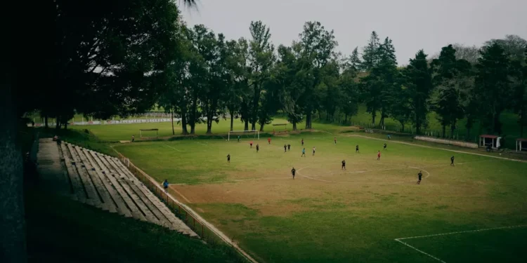 “A História do Esporte: Origens e Popularidade”