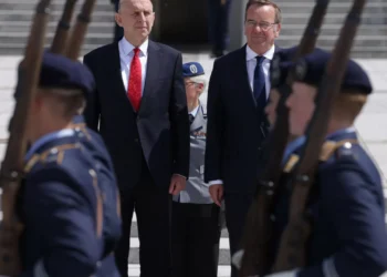 “Acordo de defesa histórico” entre Reino Unido e Alemanha