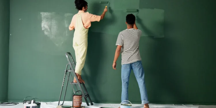 Quer pintar o quarto? Três cores que podem ajudá-lo a dormir melhor