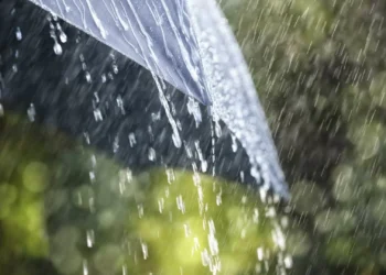 Vem aí chuva forte. Todo o país está em alerta amarelo