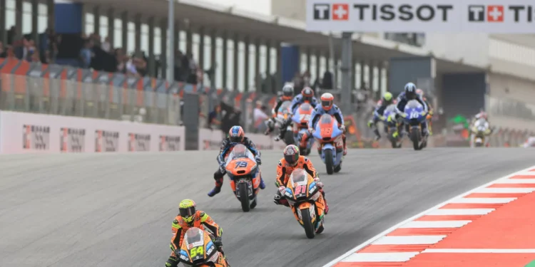 Moto2 e Moto3 testam no Algarve no início do ano