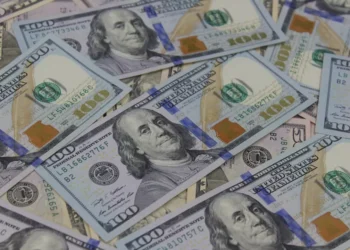 “Desmistificando as Finanças: Como Gerenciar seu Dinheiro com Segurança”