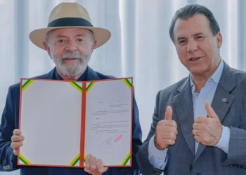 Aumento do salário mínimo autorizado por Lula eleva aposentadorias e outros benefícios