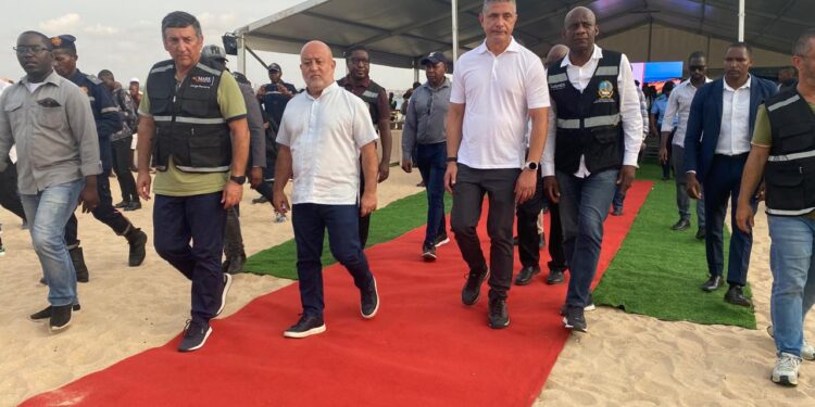 POPULAÇÃO DA COMUNA DA ILHA DO MUSSULO GANHA ENERGIA ELÉCTRICA PELA PRIMEIRA VEZ