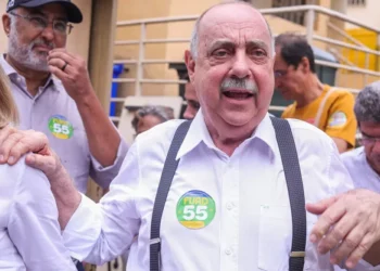 Fuad Noman apresenta melhora, mas segue internado em BH