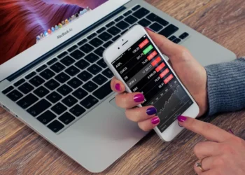 “O impacto das finanças na vida das pessoas”