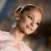 Muito além da Barbie: como Ariana Grande provou que o rosa é a cor da moda?