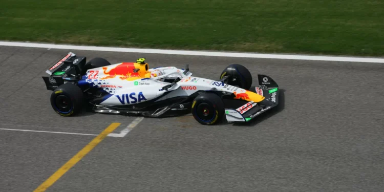 Fórmula 1 de volta à pista. As melhores imagens do arranque dos testes