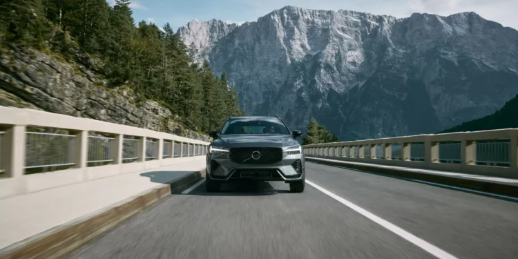 O Volvo mais vendido foi atualizado e já tem preços para Portugal