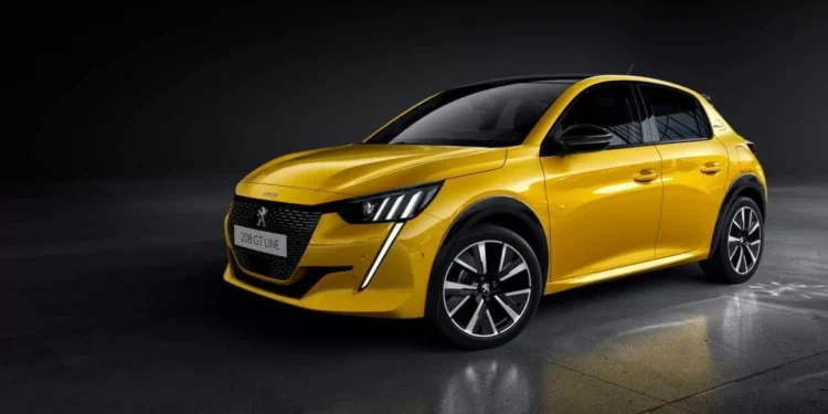 Citroën, Peugeot e Opel para a oficina. Motores em risco de incêndio