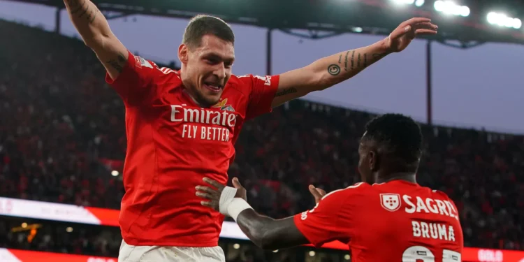 Belotti saúda a “primeira vez” a marcar ao serviço do Benfica