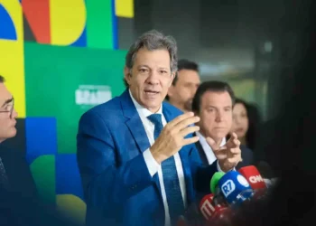 Haddad diz que Lula faz esforço além do possível para cortar gastos