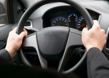 Esta é a causa de 30% dos acidentes rodoviários. Não, não é a velocidade