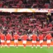 Benfica mostra apoio dos adeptos na Luz antes de deslocação a Barcelona