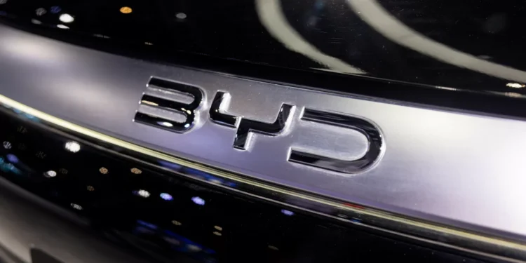 BYD apresenta motor com 30.511 rpm e mais de 700 cv