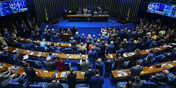 Alcolumbre apoia ampliação da isenção do Imposto de Renda e diz que projeto ‘reforça compromisso com equilíbrio’