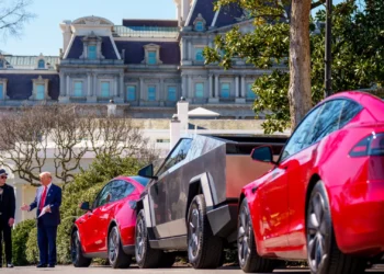A Casa Branca tornou-se um ‘concessionário’ da Tesla por alguns minutos