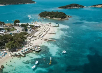 Adeus às multidões: os novos destinos ‘fora do mapa’ que enchem os olhos