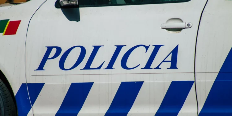 “Um anjo”. Mulher agradece a PSP que a ajudou após acidente em Lisboa