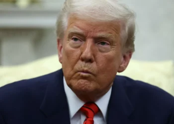 Trump ameaça castigar advogados que contestem medidas migratórias