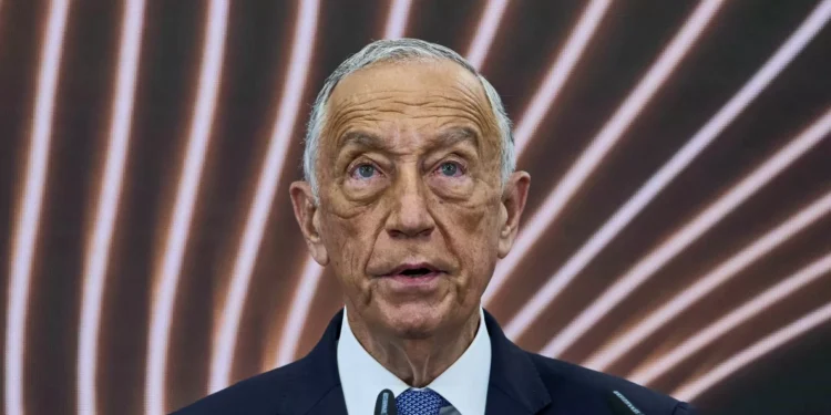 Marcelo promulga decretos que elevam Alvares e Mouçós à categoria de vila