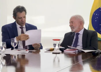 Isenção de IR para quem ganha até R$ 5 mil vai custar R$ 27 bilhões