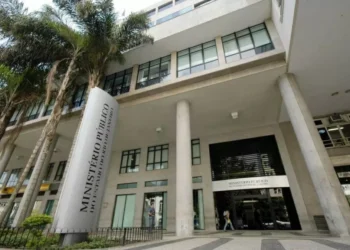 Ministério Público do RJ desmantela esquema de lavagem de dinheiro em postos de gasolina