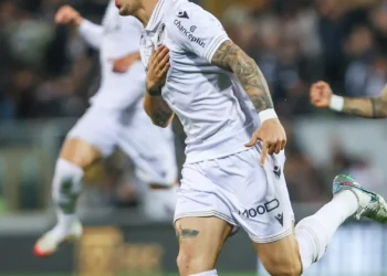 Vitória SC mantém o sonho europeu às custas do Santa Clara