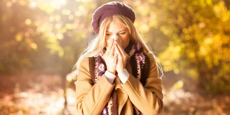 Por que algumas pessoas espirram quando olham para o sol?