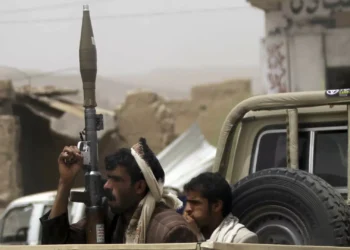 EUA admitem ter atingido mais de 100 alvos nas zonas controladas pelos Hutis