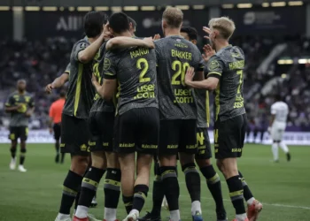 Lille, Estrasburgo e Nice na luta pelo segundo lugar em França