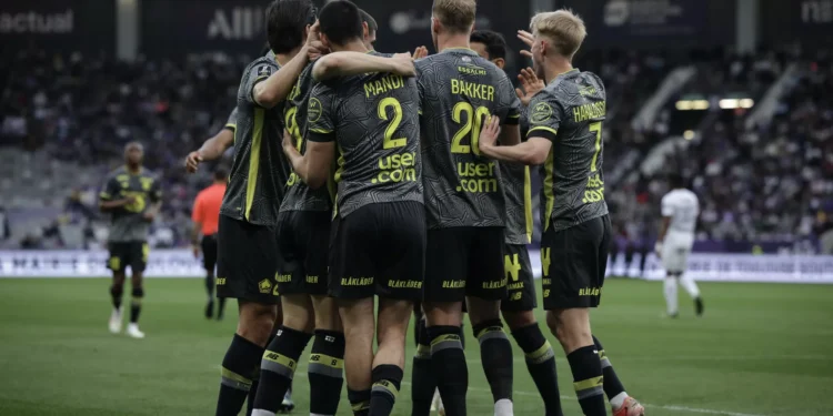 Lille, Estrasburgo e Nice na luta pelo segundo lugar em França