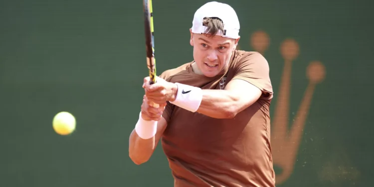 Tenista compra Porsche 911, mas não o pode conduzir tão cedo