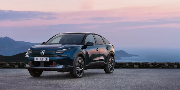 Citroën C4 ganha nova versão e já está disponível em Portugal