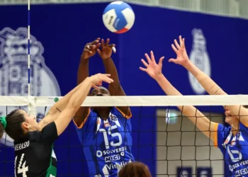 Sporting vence FC Porto e último lugar no pódio decide-se em Lisboa