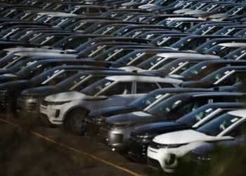 Jaguar Land Rover suspende exportações do Reino Unido para os EUA